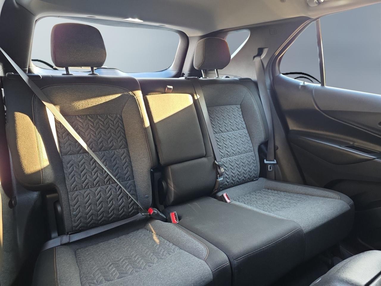 2023 Chevrolet Equinox LT * NO ACCIDENTS / 1 OWNER / FULL SERVICE HISTORY Photo