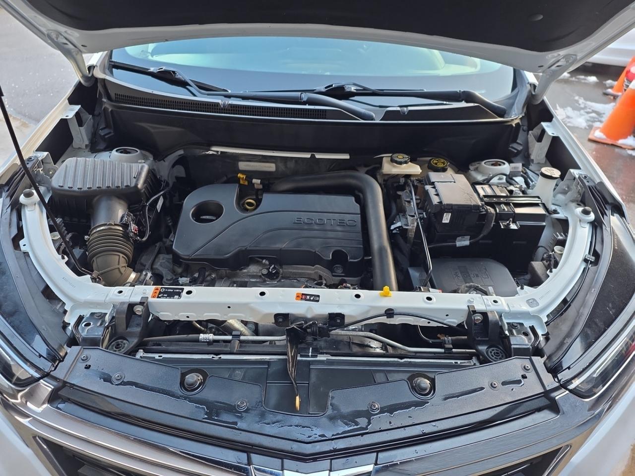 2023 Chevrolet Equinox LT * NO ACCIDENTS / 1 OWNER / FULL SERVICE HISTORY Photo