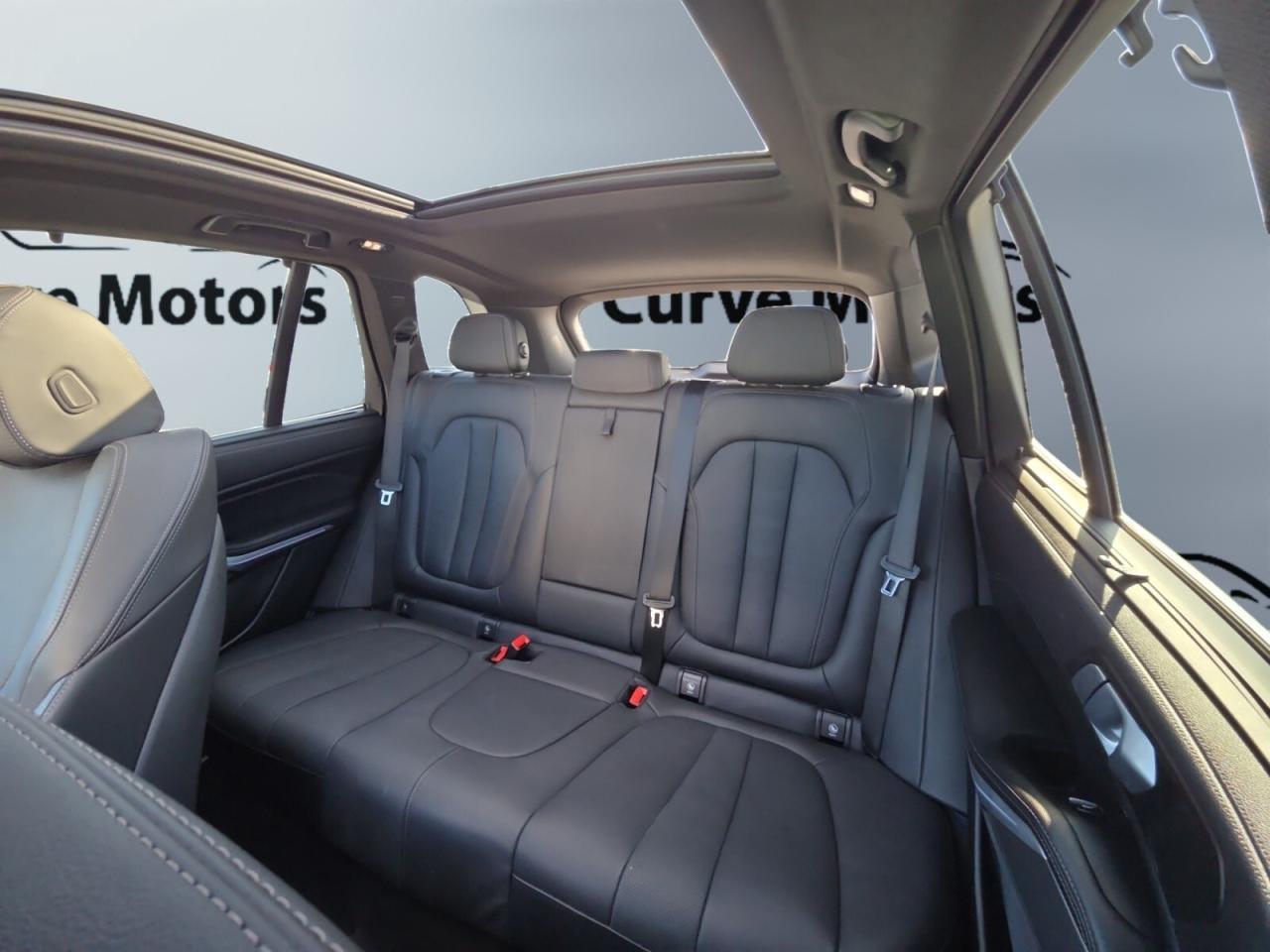 2022 BMW X5 xDrive45e Plug-In Hybrid * HUD / CRYSTAL SHIFTER / Photo