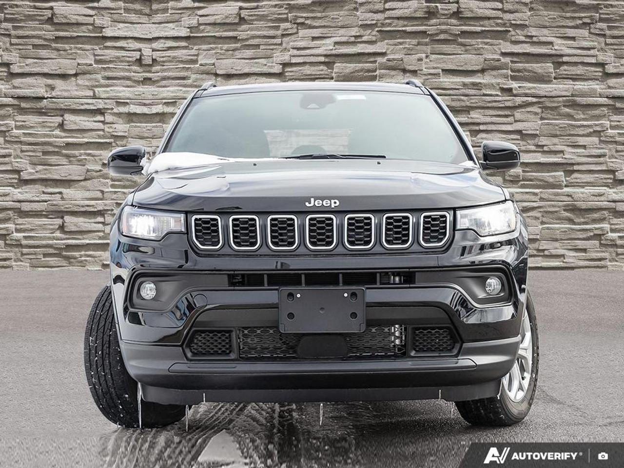 2025 Jeep Compass One Owner No Accidents   Power Liftgate Photo