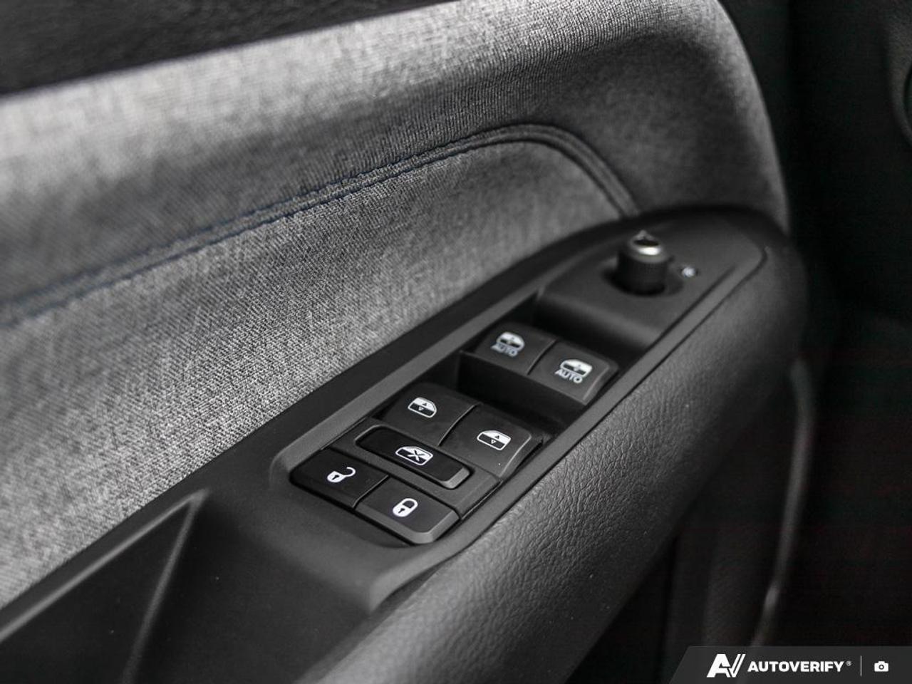 2025 Jeep Compass One Owner No Accidents   Power Liftgate Photo