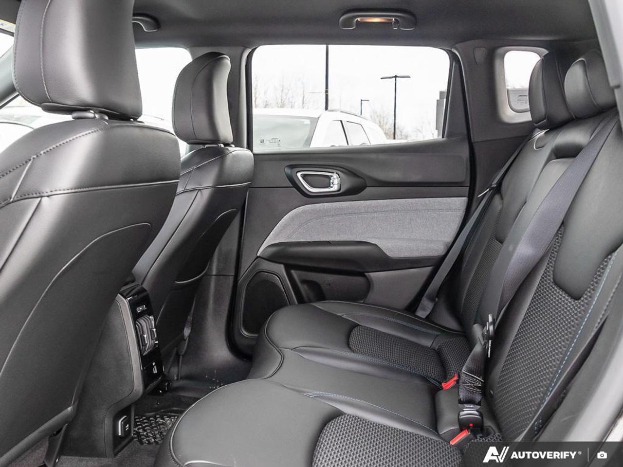 2025 Jeep Compass One Owner No Accidents   Power Liftgate Photo