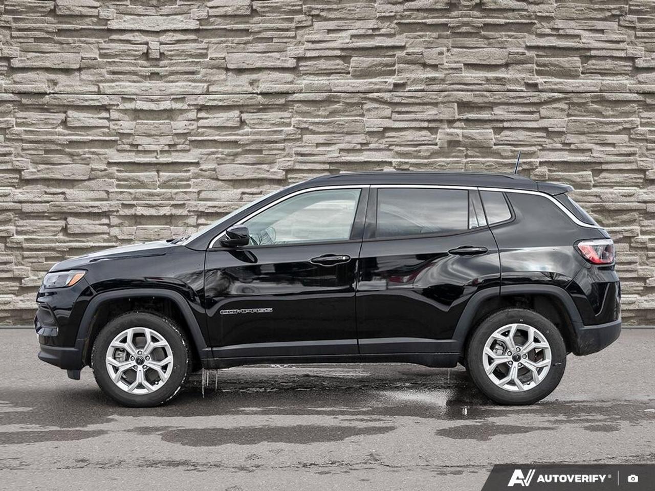 2025 Jeep Compass One Owner No Accidents   Power Liftgate Photo
