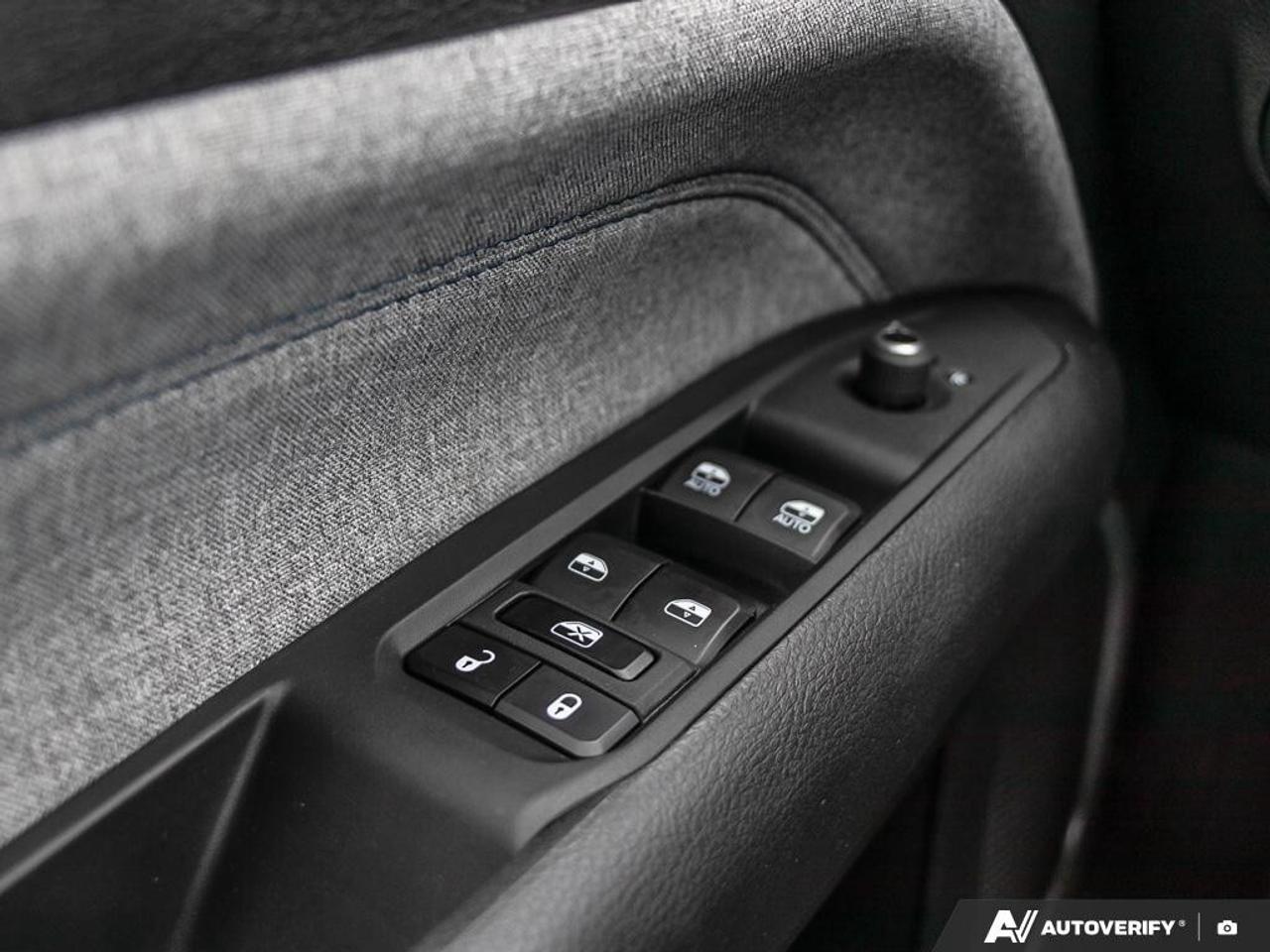 2025 Jeep Compass One Owner No Accidents   Power Liftgate Photo
