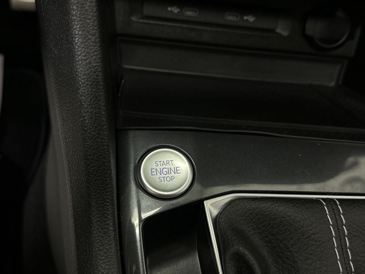 2024 Volkswagen Tiguan Comfortline R-Line Black Edition 4dr All-Wheel Drive 4MOTION Photo