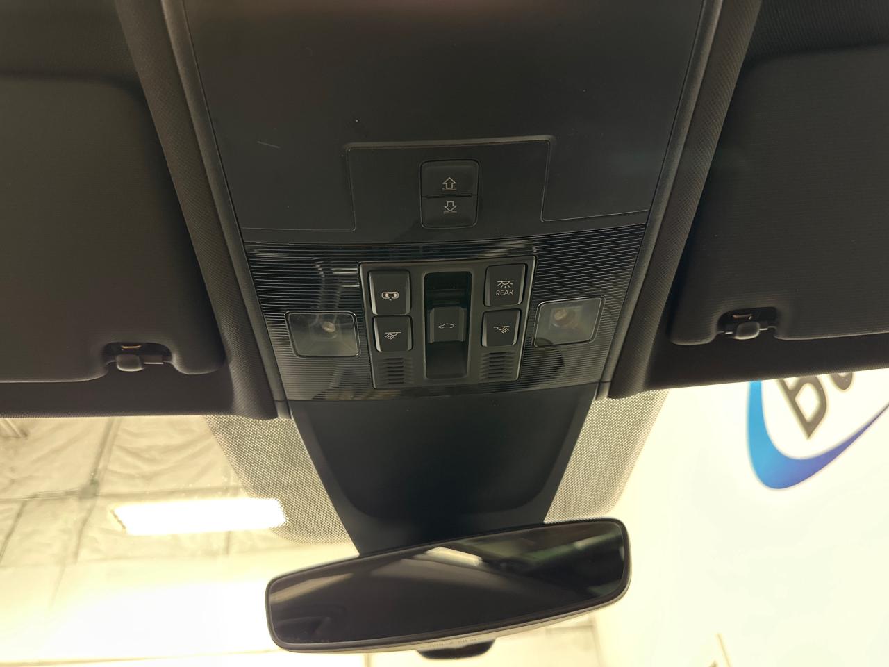 2024 Volkswagen Tiguan Comfortline R-Line Black Edition 4dr All-Wheel Drive 4MOTION Photo