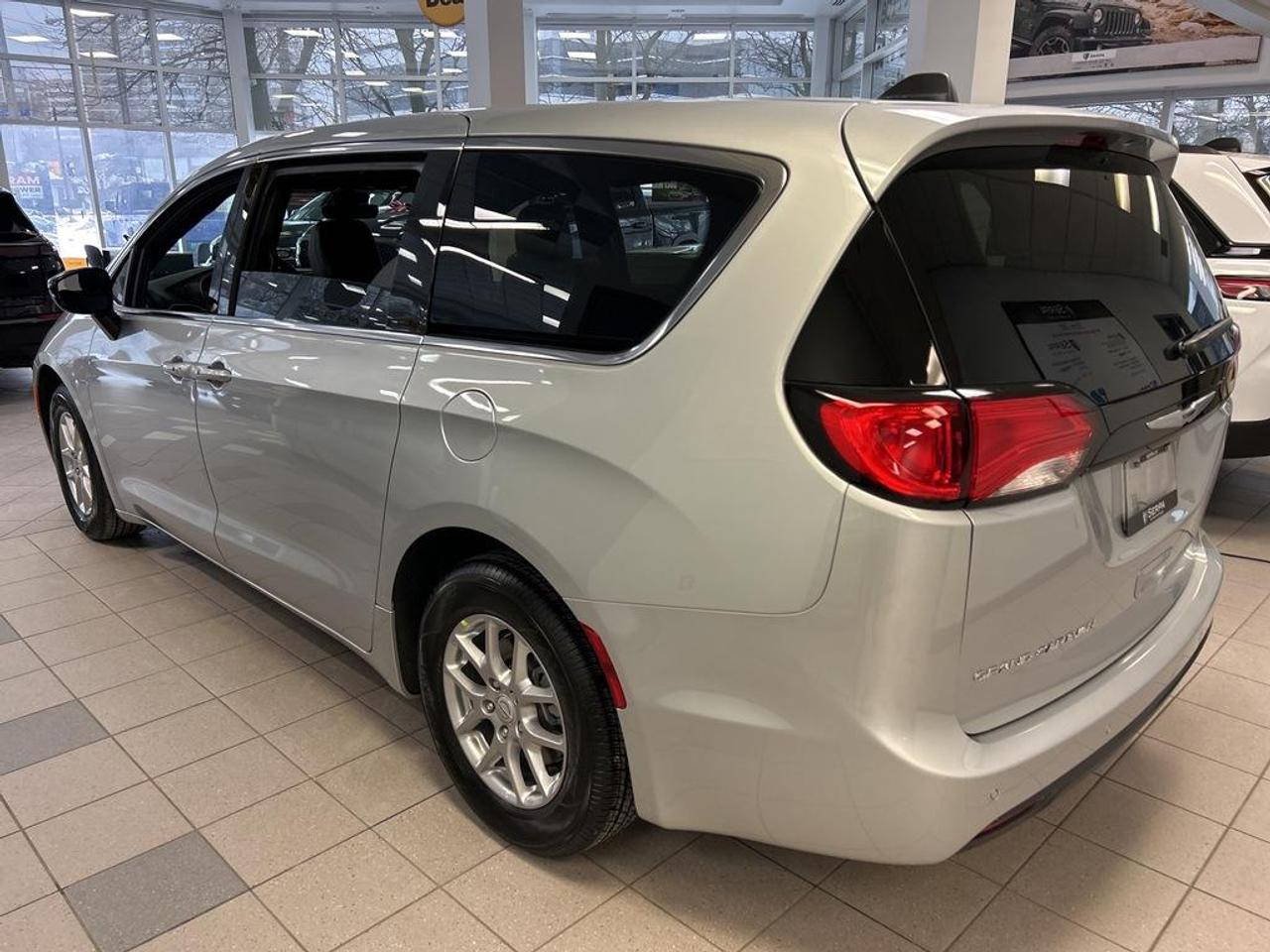 2026 Chrysler Grand Caravan SXT Front-Wheel Drive Passenger Van Photo2