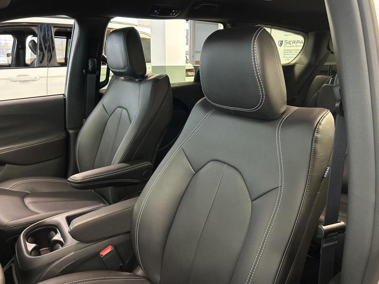 2026 Chrysler Grand Caravan SXT Front-Wheel Drive Passenger Van Photo