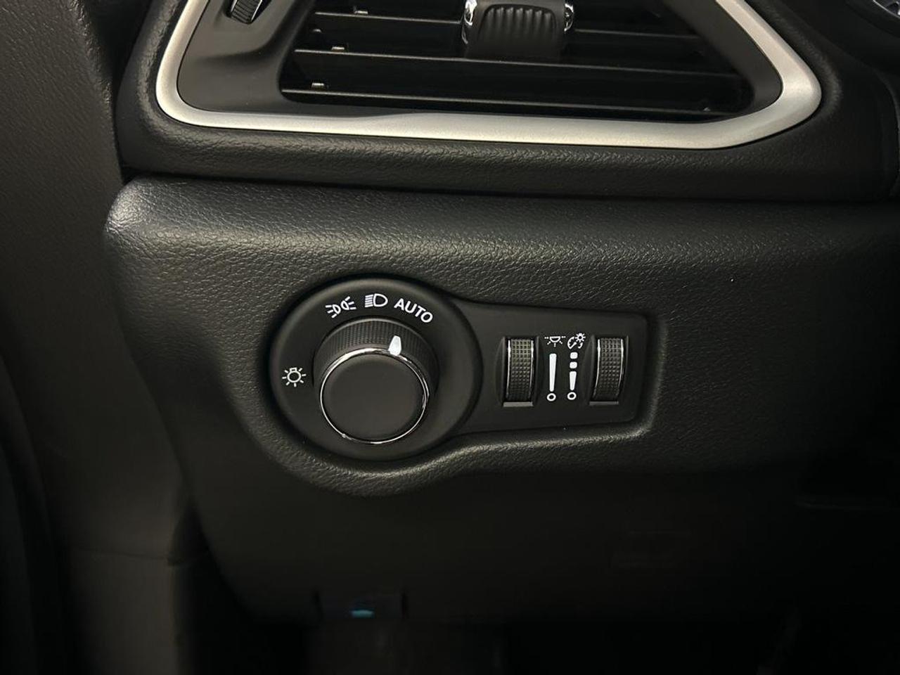 2026 Chrysler Grand Caravan SXT Front-Wheel Drive Passenger Van Photo