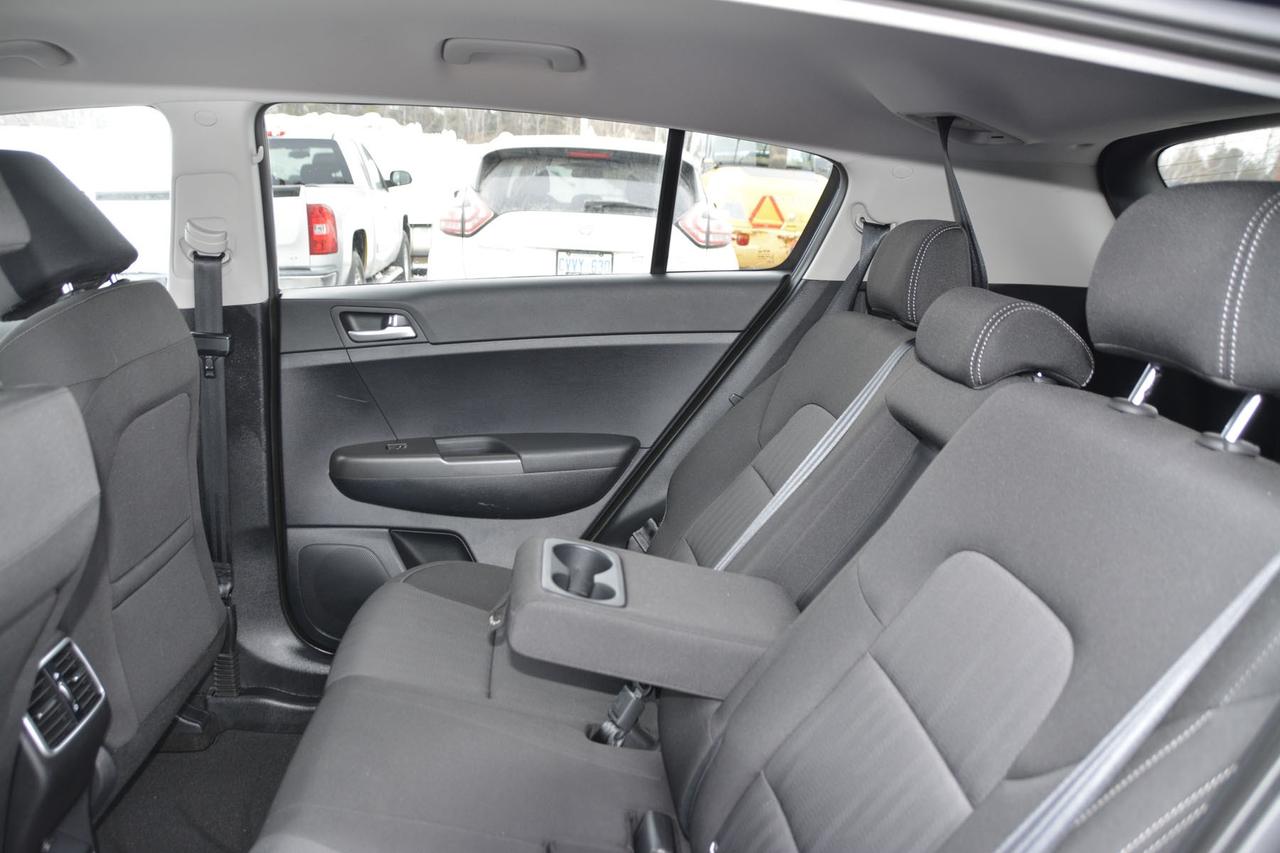 2021 Kia Sportage LX Photo