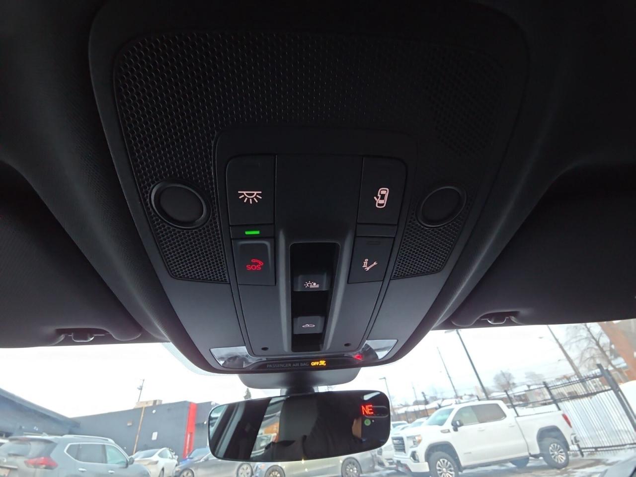 2024 Audi Q3 Progressiv S-Line * DIGITAL DASH / CARPLAY / PANOR Photo