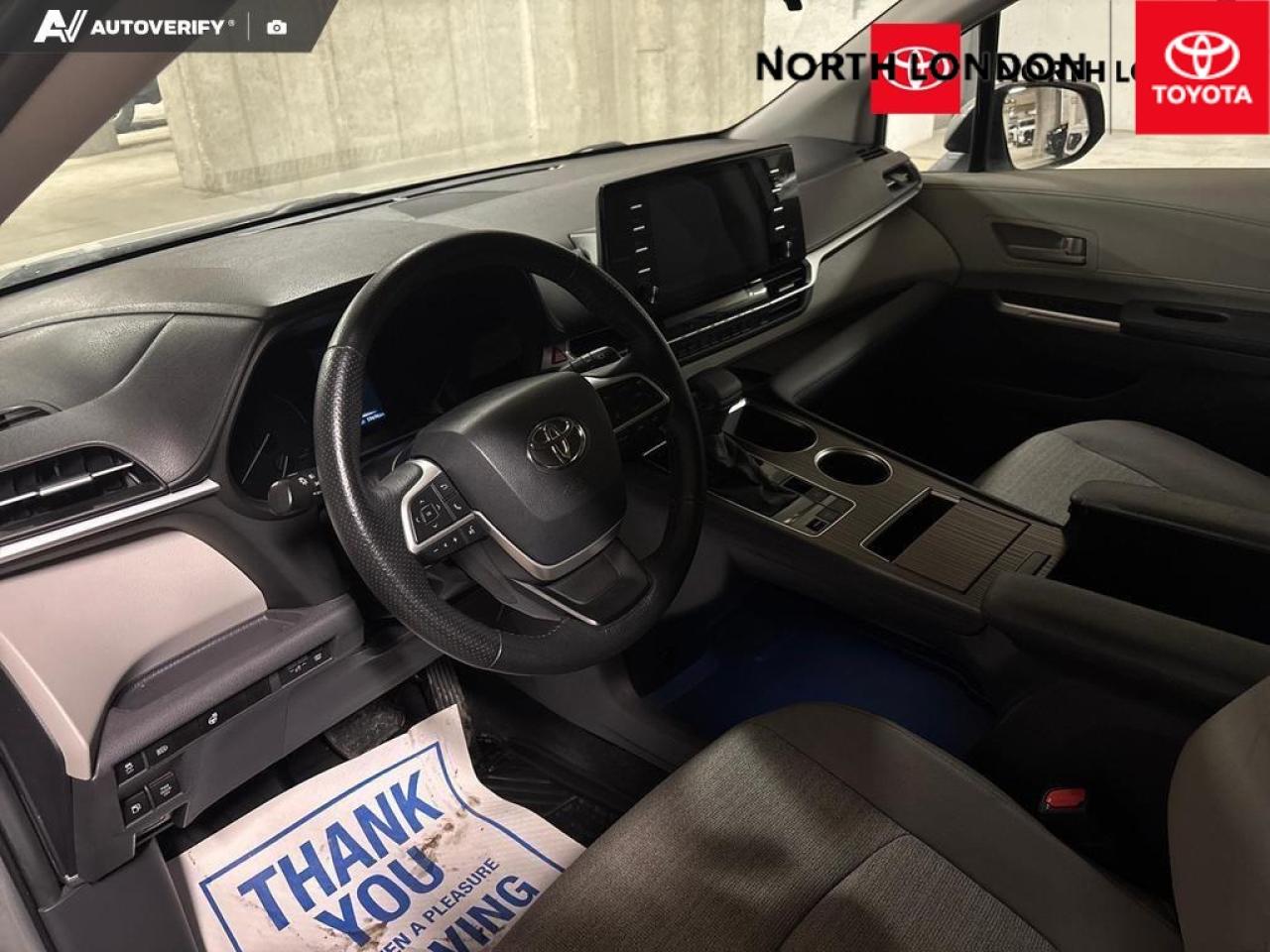 2021 Toyota Sienna  Photo