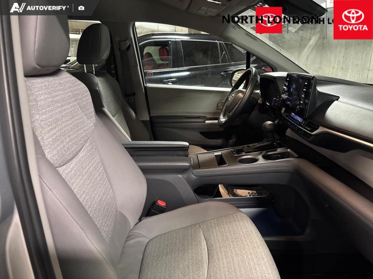 2021 Toyota Sienna  Photo