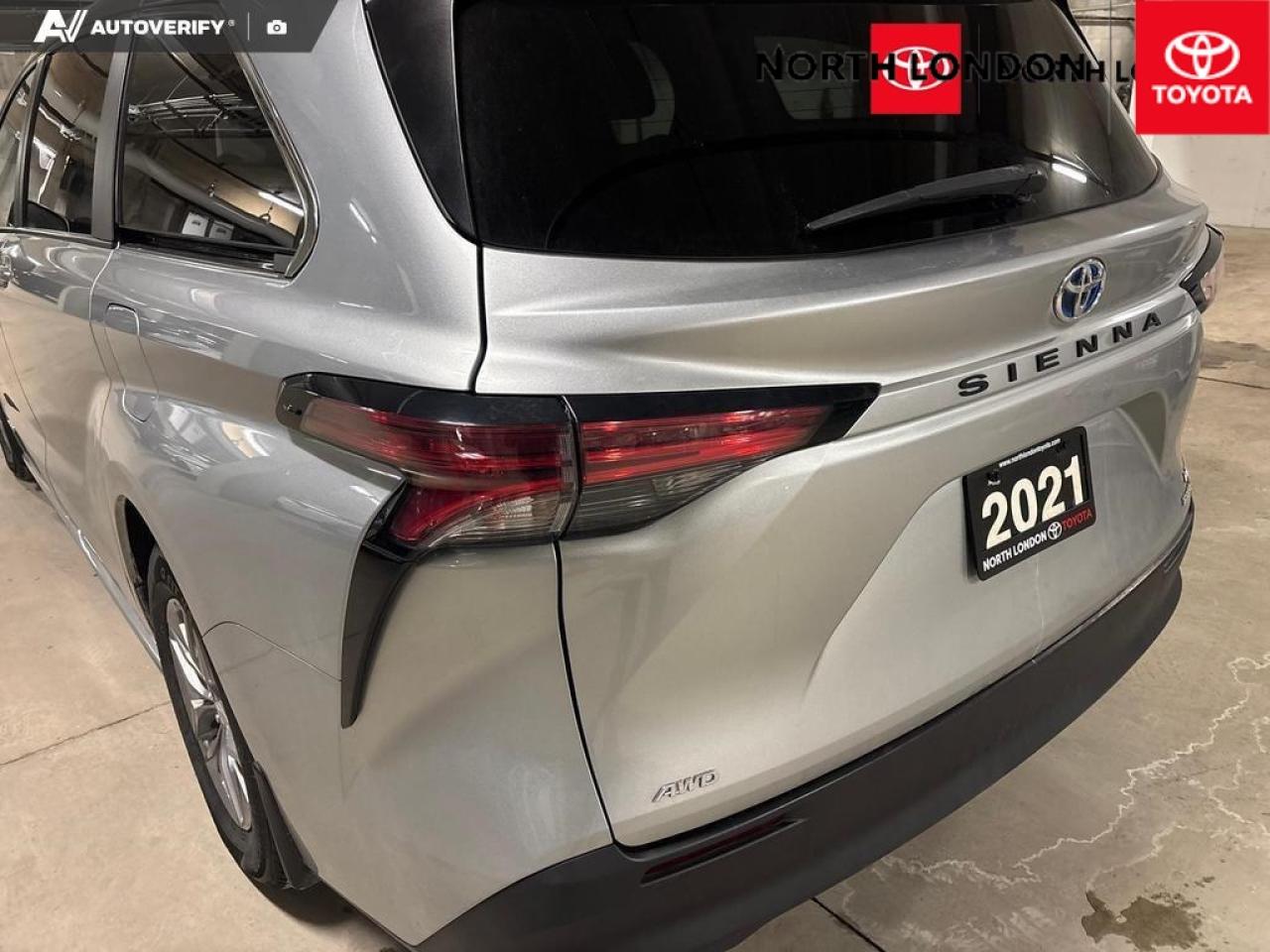 2021 Toyota Sienna  Photo