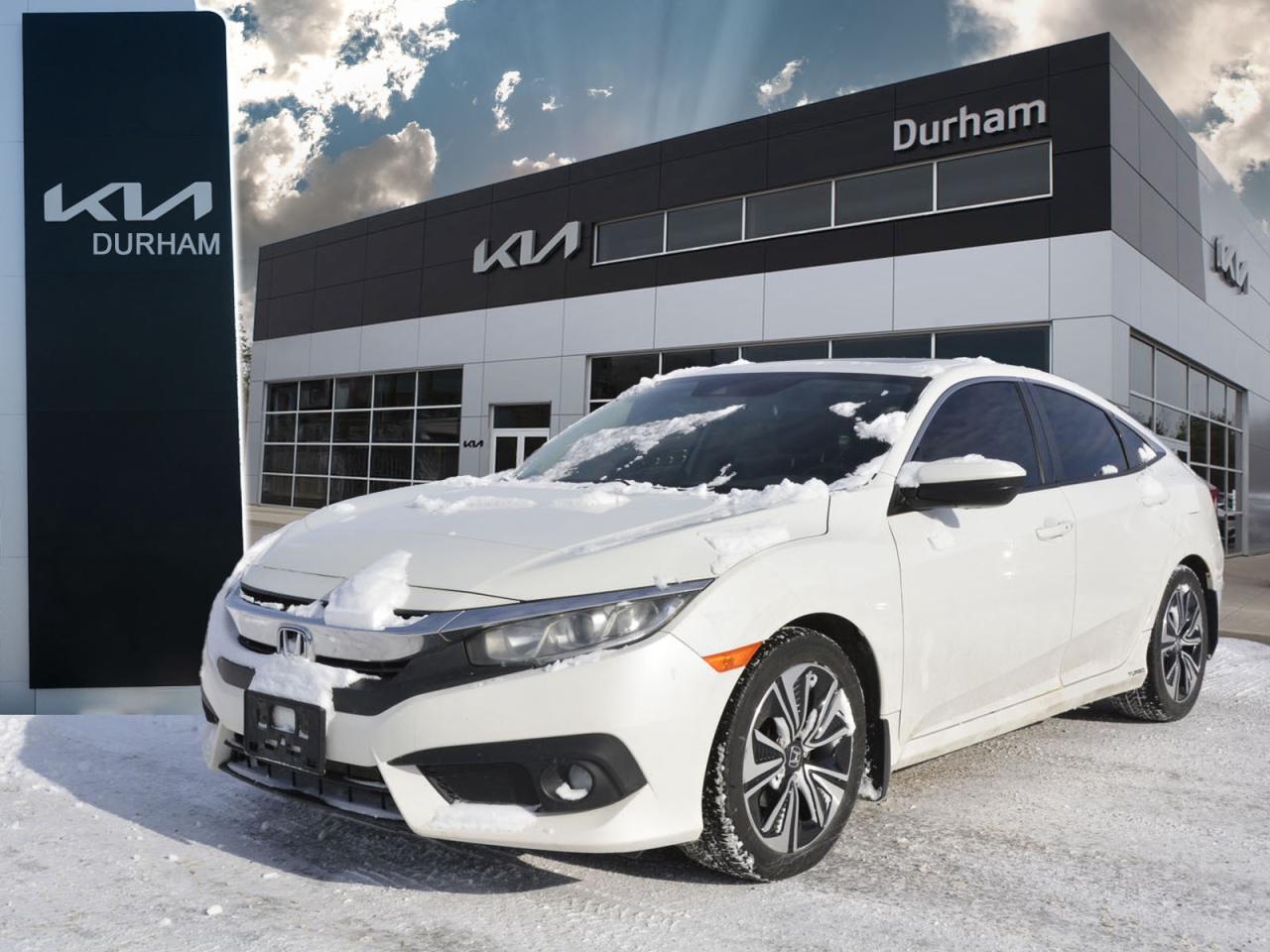 2016 Honda Civic Sedan EX-T Photo