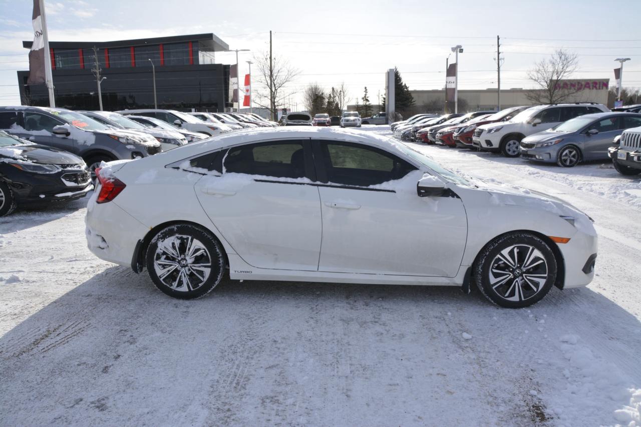 2016 Honda Civic Sedan EX-T Photo