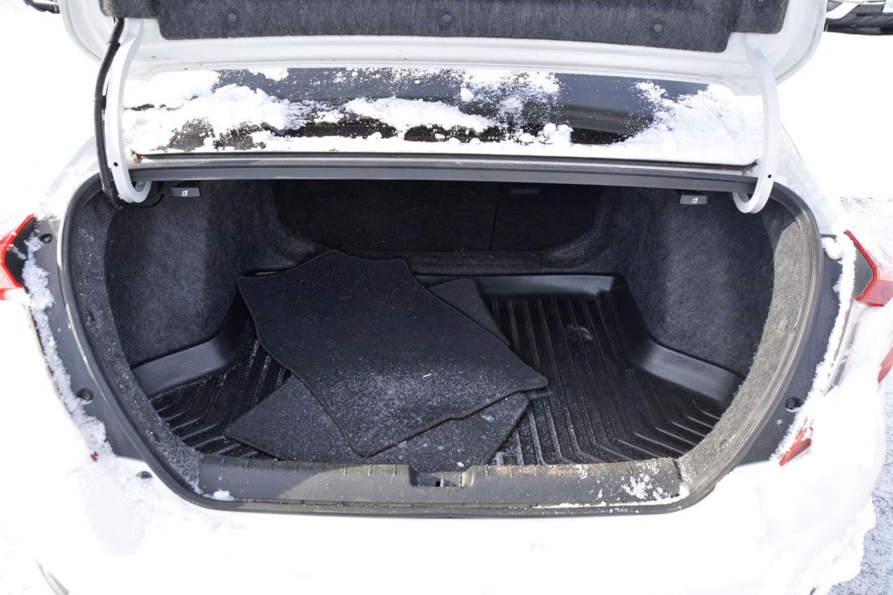 2016 Honda Civic Sedan EX-T Photo