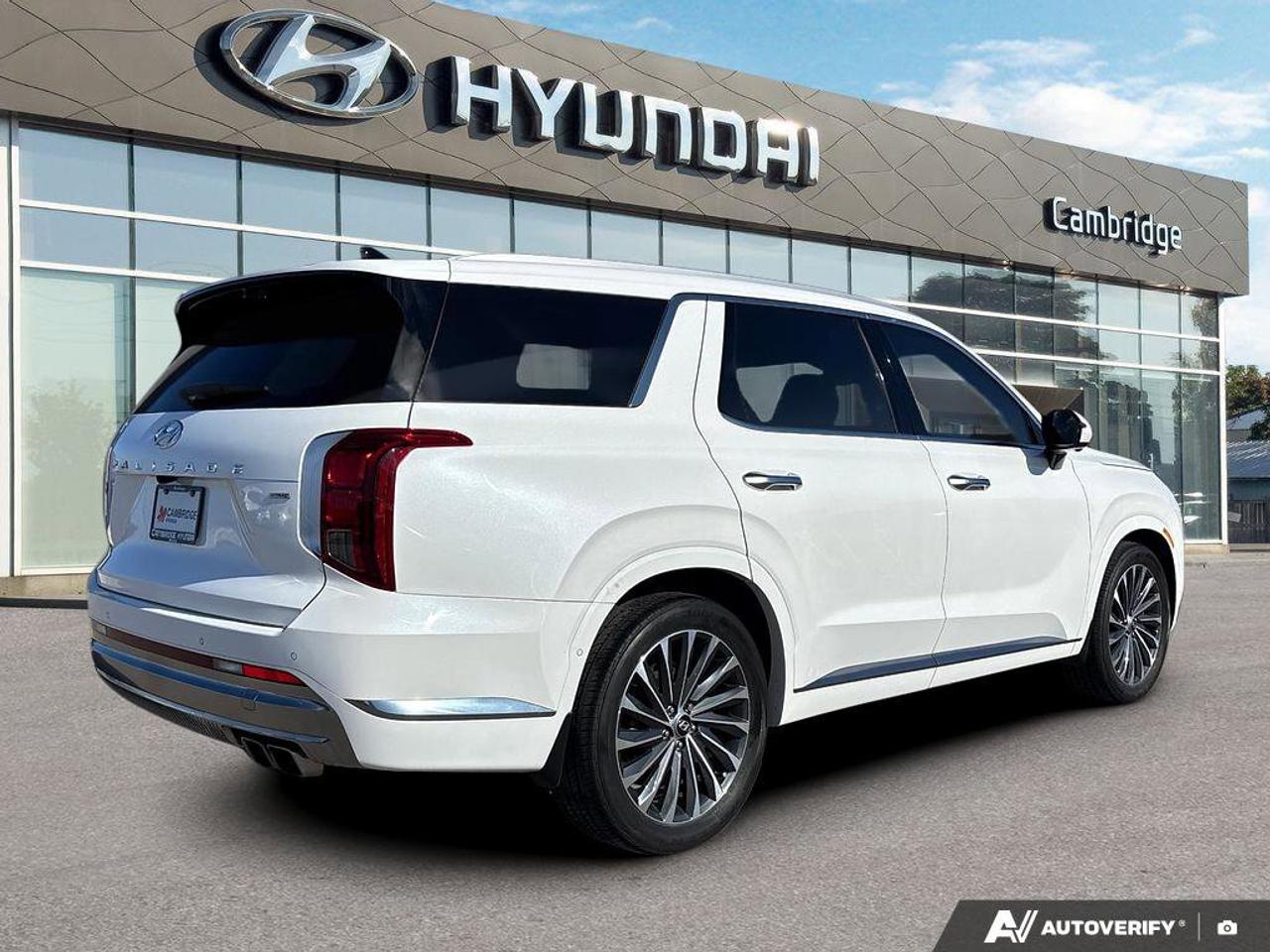2023 Hyundai PALISADE Ultimate Calligraphy   NO ACCIDENTS   SOLD! Photo