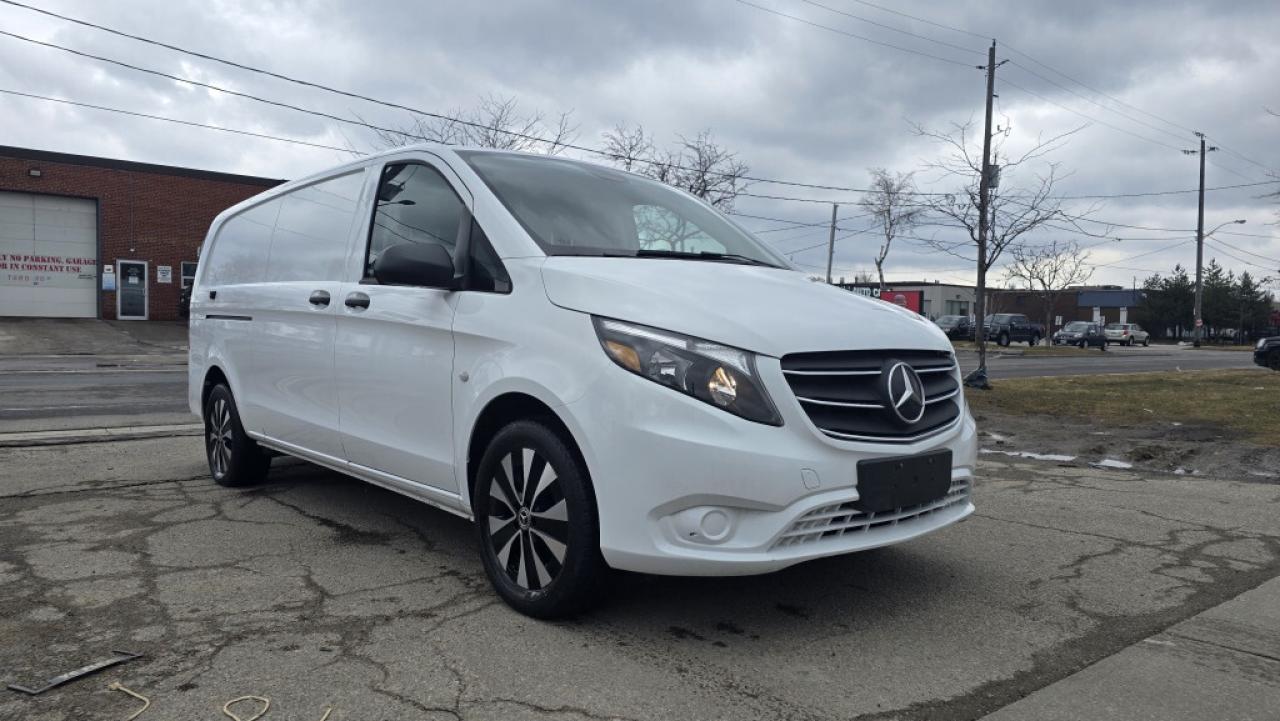 2023 Mercedes-Benz Metris Passenger Van 135WB - Deluxe Package - All Options Photo
