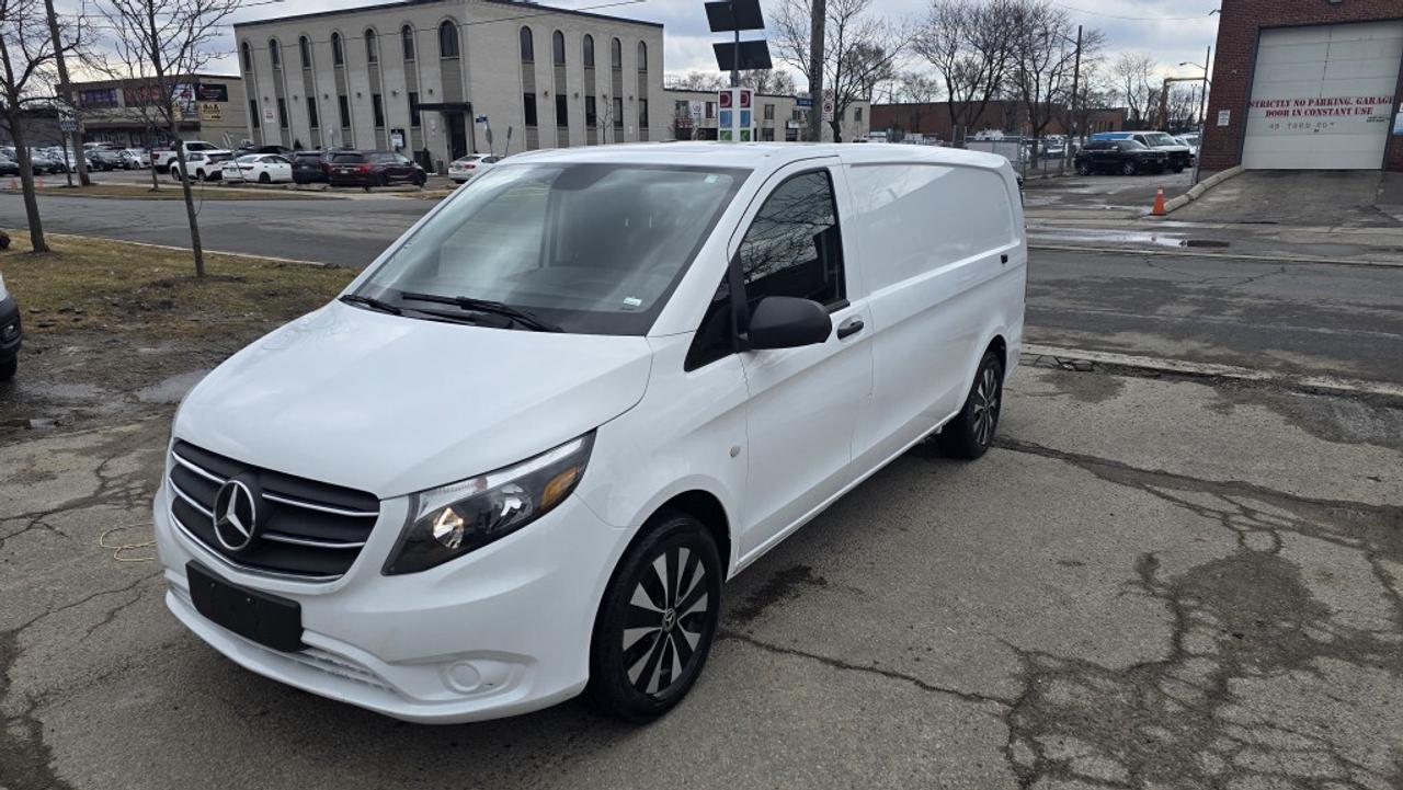 2023 Mercedes-Benz Metris Passenger Van 135WB - Deluxe Package - All Options Photo2