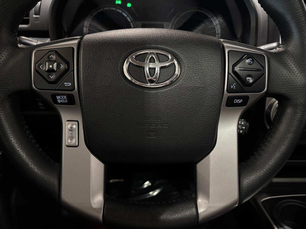 2018 Toyota 4Runner SR5 Photo