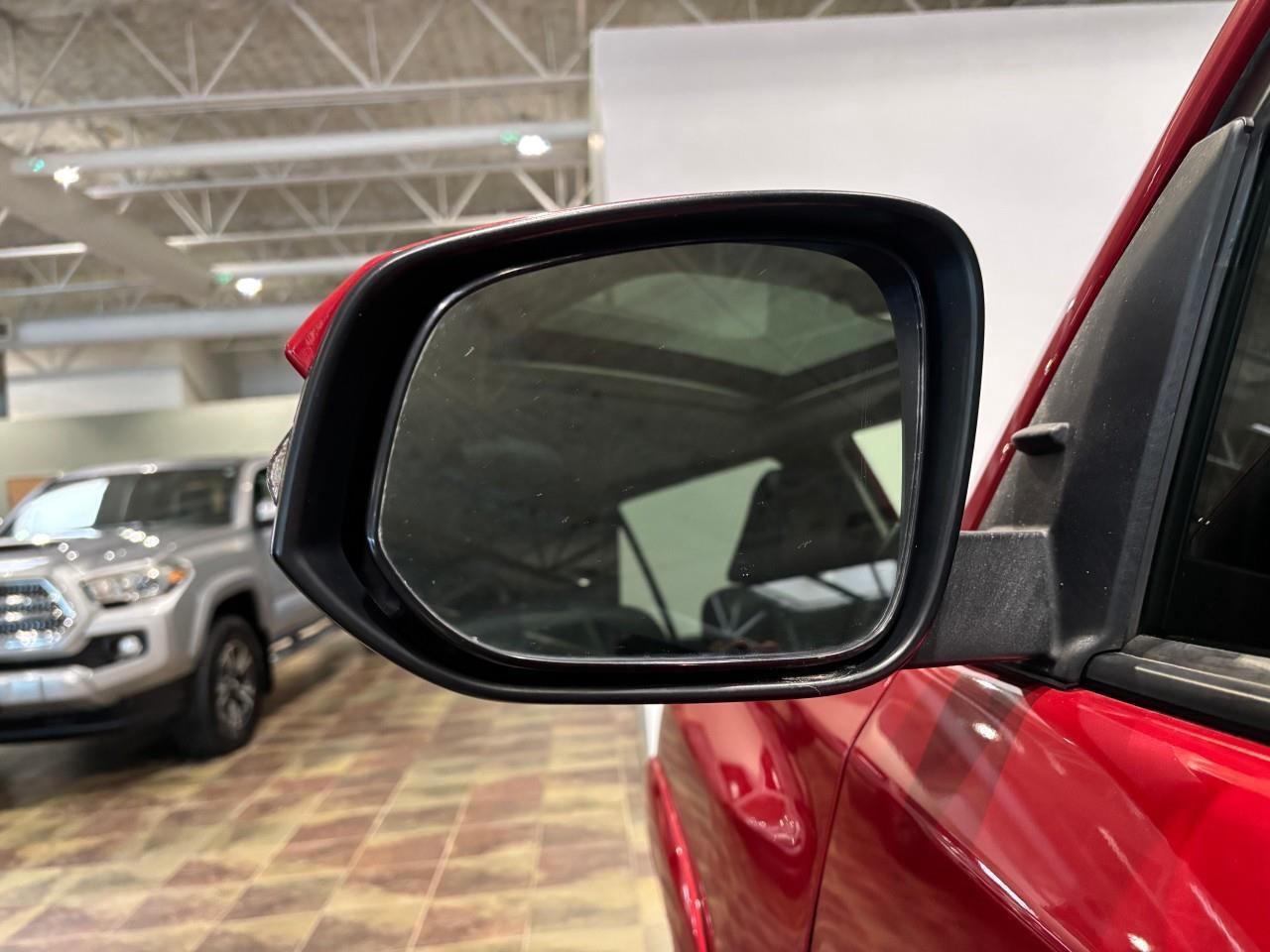 2018 Toyota 4Runner SR5 Photo