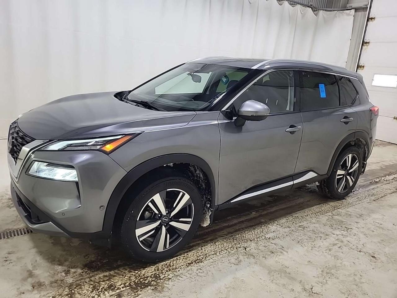 Used 2023 Nissan Rogue SL 4dr All-Wheel Drive Sport Utility for sale in Belleville, ON