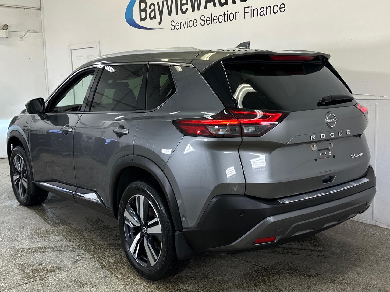 2023 Nissan Rogue SL 4dr All-Wheel Drive Sport Utility Photo4