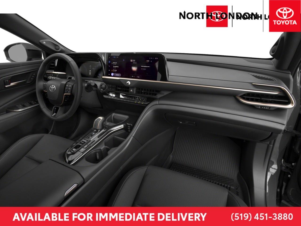 2026 Toyota Crown Signia Limited 4dr All-Wheel Drive Photo