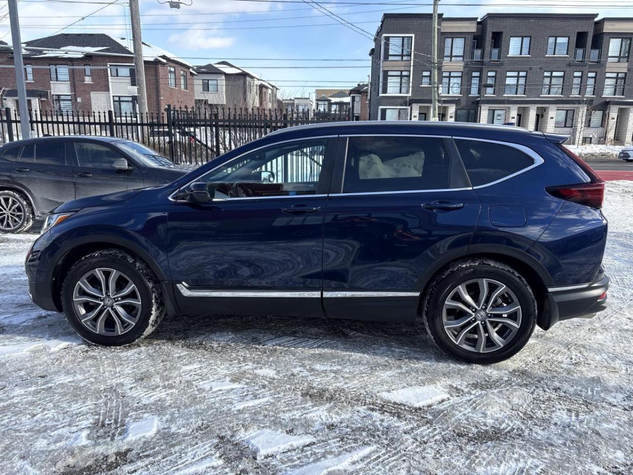 2020 Honda CR-V Touring Photo4