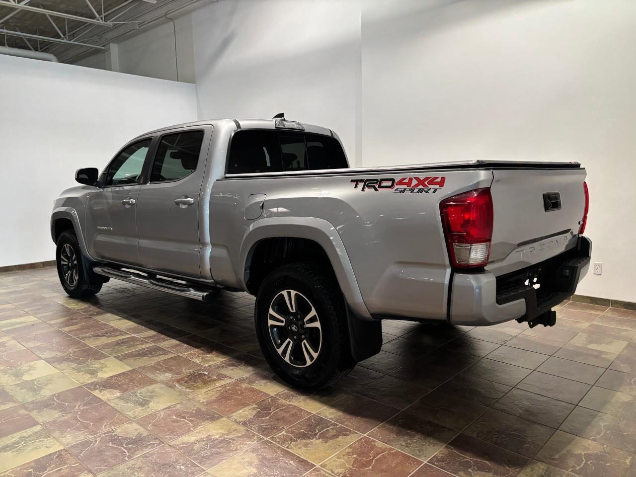 2017 Toyota Tacoma SR5 Photo