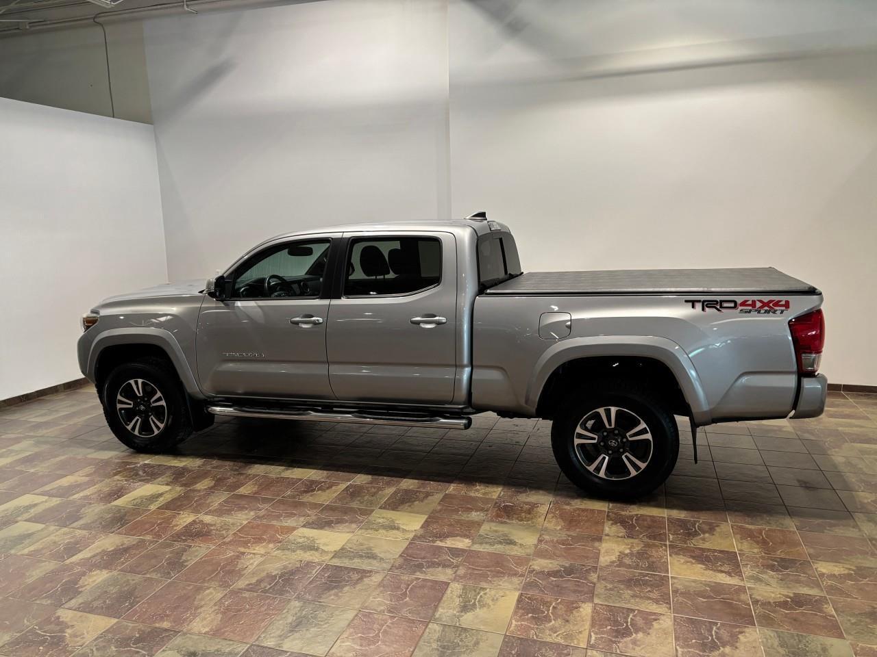 2017 Toyota Tacoma SR5 Photo