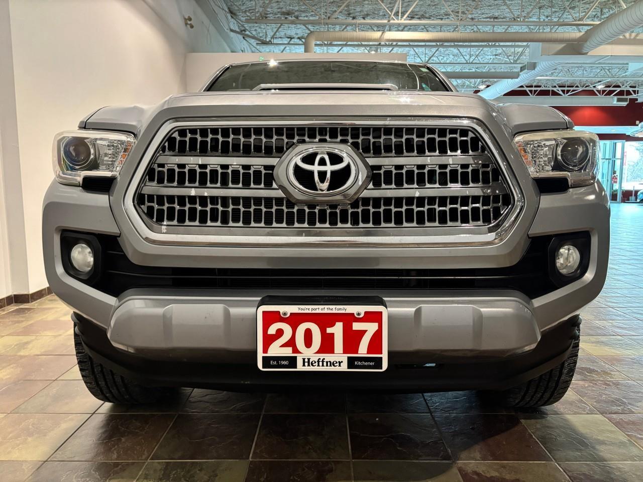 2017 Toyota Tacoma SR5 Photo