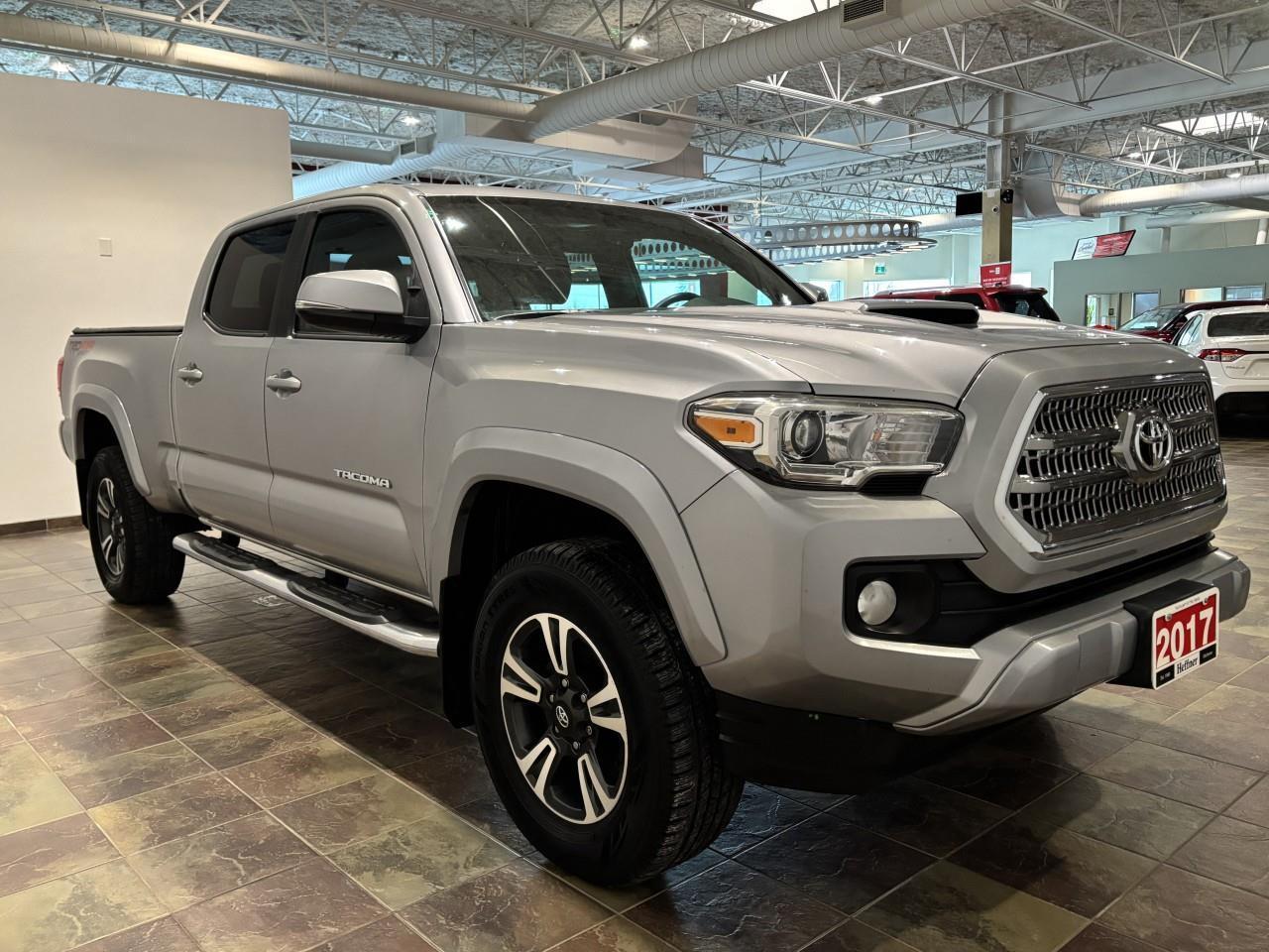2017 Toyota Tacoma SR5 Photo
