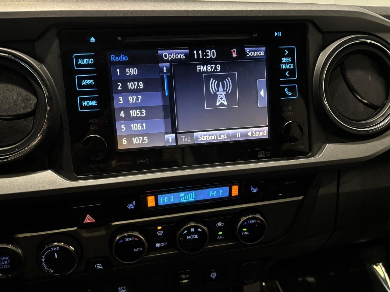 2017 Toyota Tacoma SR5 Photo