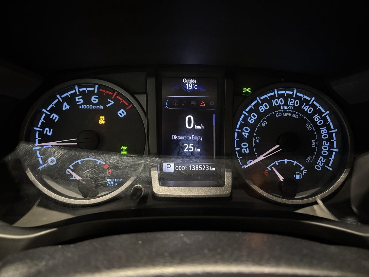 2017 Toyota Tacoma SR5 Photo