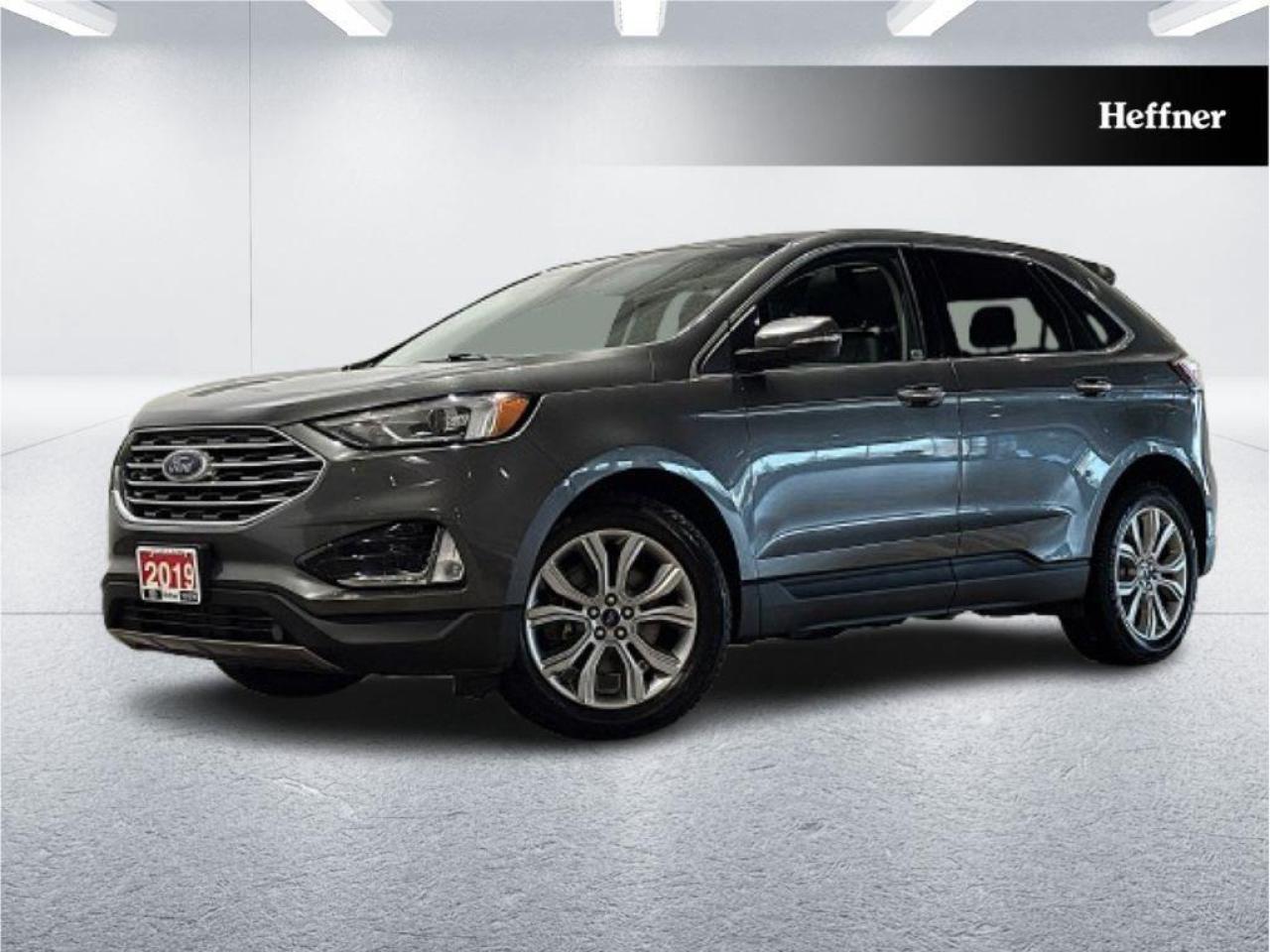 2019 Ford Edge Titanium Photo