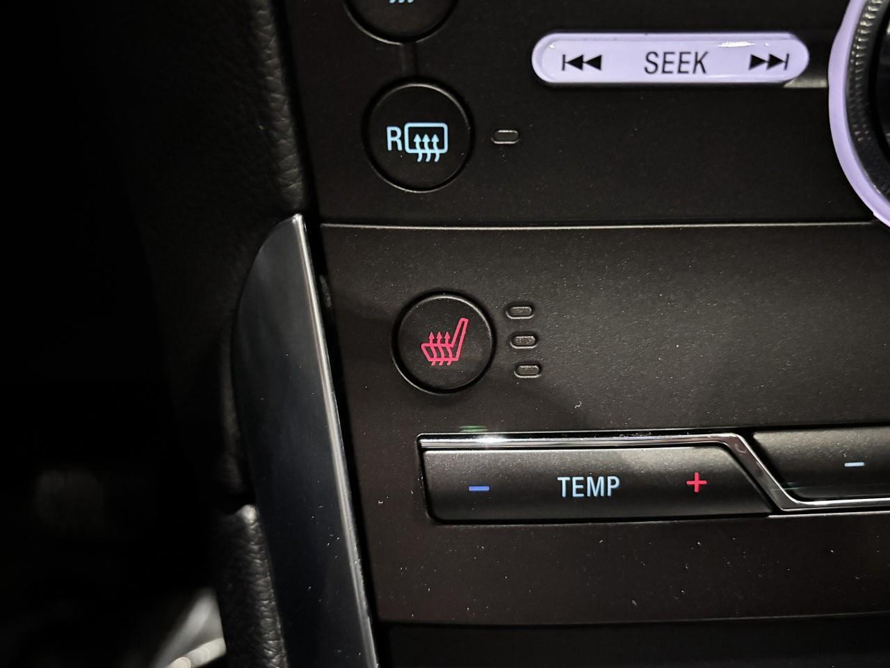 2019 Ford Edge Titanium Photo