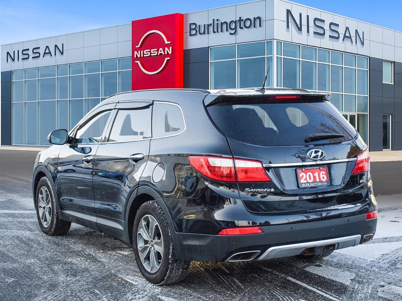 2016 Hyundai Santa Fe XL AWD 4dr 3.3L Auto Luxury Adventure Ed Photo