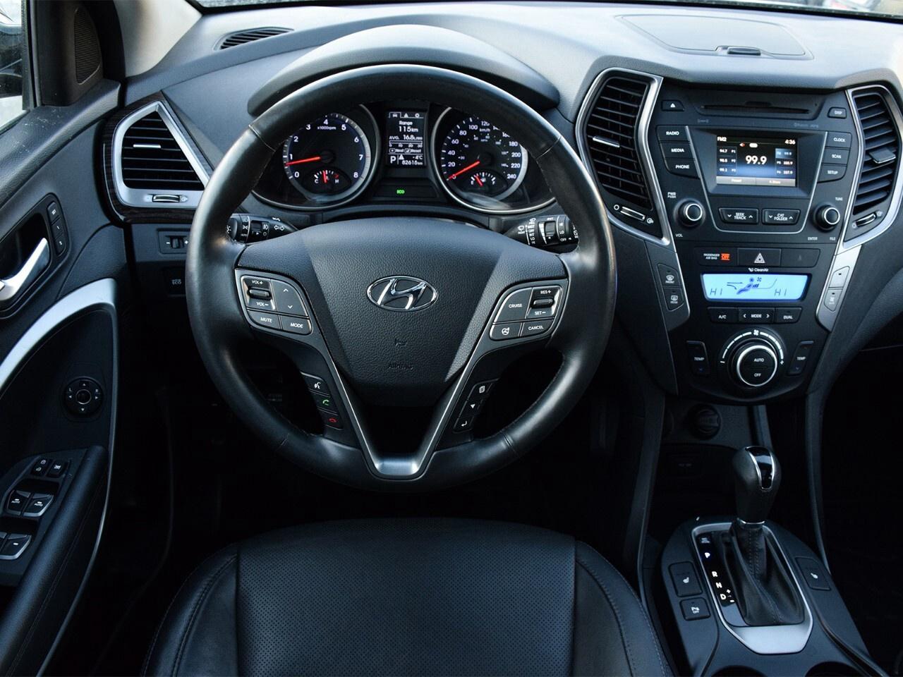 2016 Hyundai Santa Fe XL AWD 4dr 3.3L Auto Luxury Adventure Ed Photo