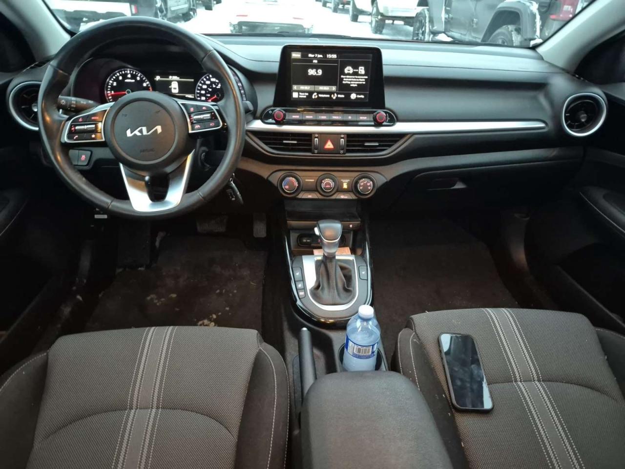 2024 Kia Forte EX 4dr Sedan Photo