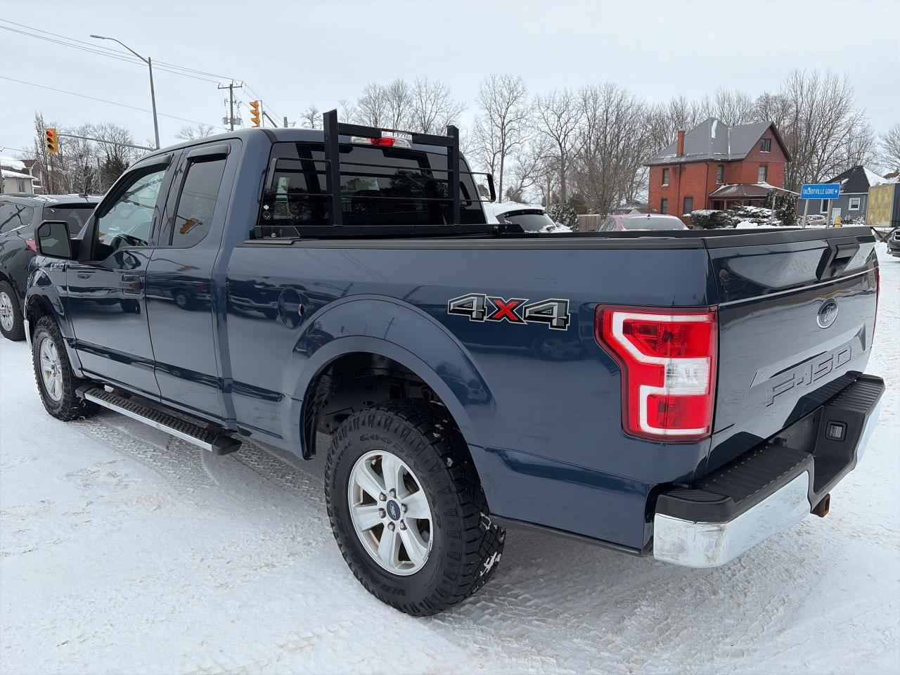 2018 Ford F-150 XLT-4X4-BLUETOOTH-CLEAN Photo