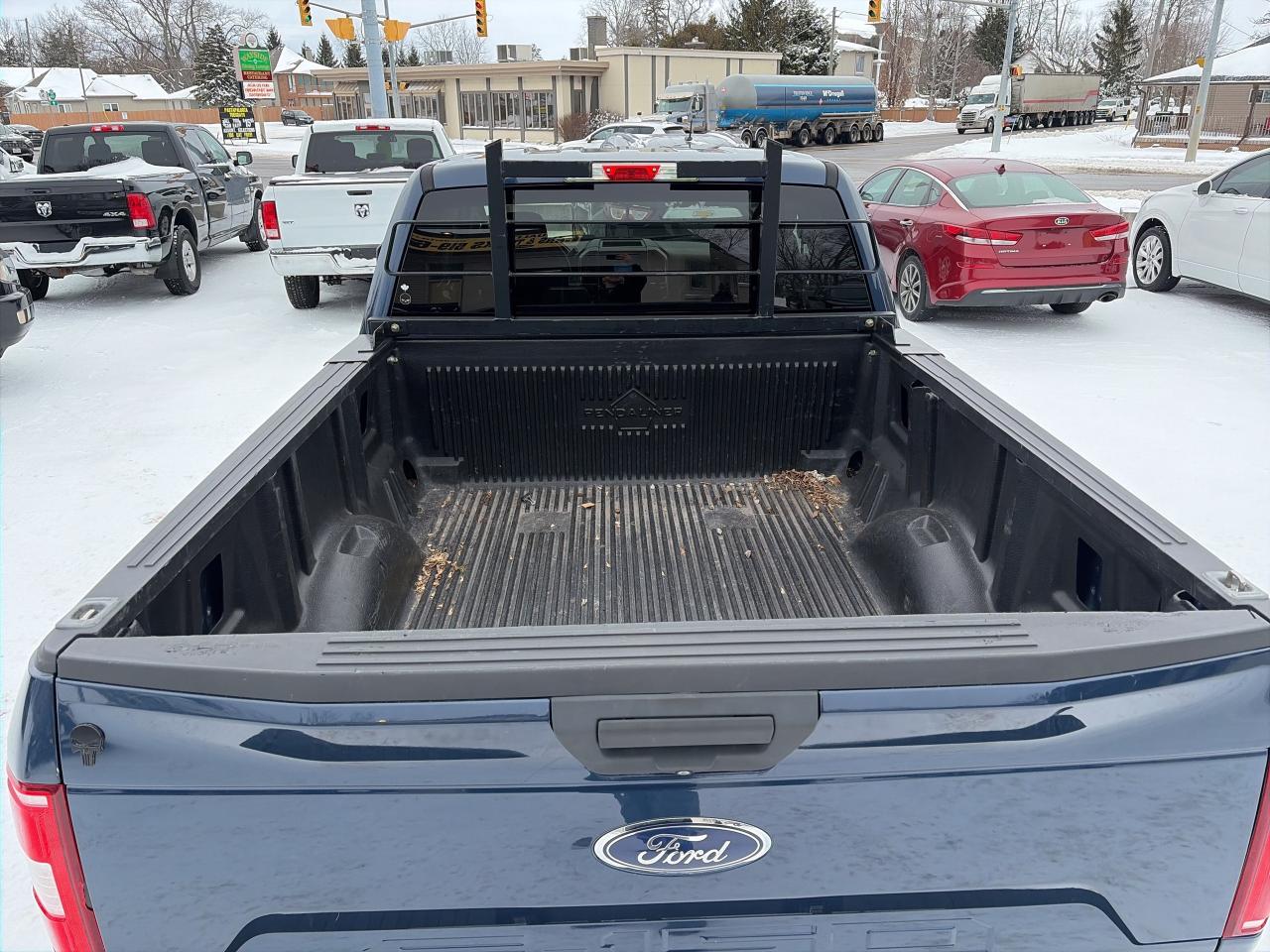 2018 Ford F-150 XLT-4X4-BLUETOOTH-CLEAN Photo
