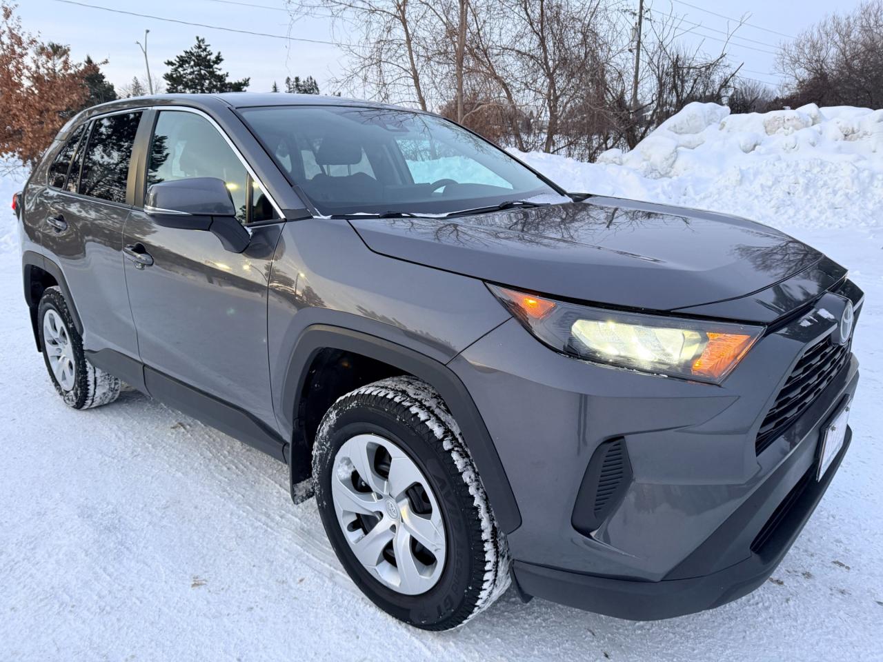 2022 Toyota RAV4 LE 4dr All-wheel Drive Photo