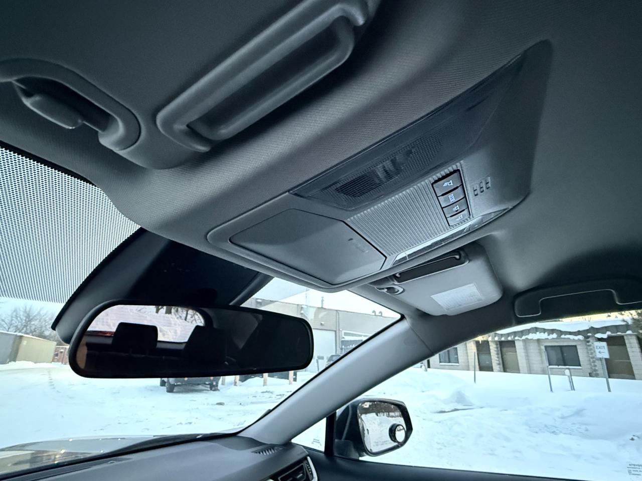 2022 Toyota RAV4 LE 4dr All-wheel Drive Photo