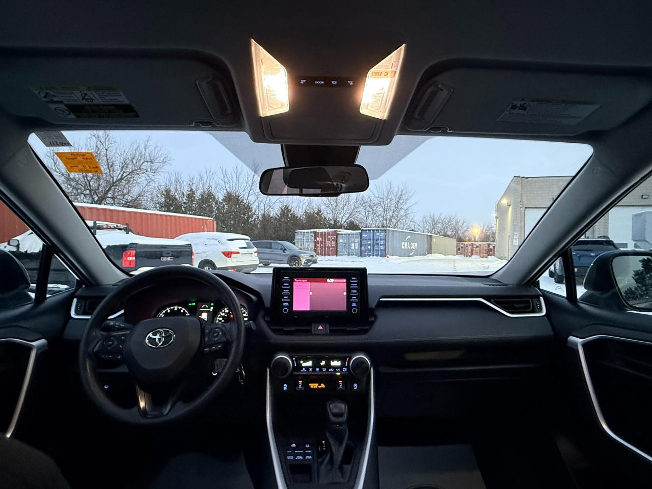 2022 Toyota RAV4 LE 4dr All-wheel Drive Photo