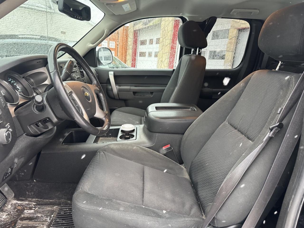 2013 Chevrolet Silverado 1500 4WD Ext Cab 143.5" LT Photo