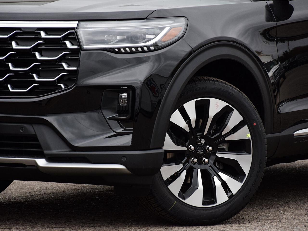 2026 Ford Explorer Platinum 4WD Photo