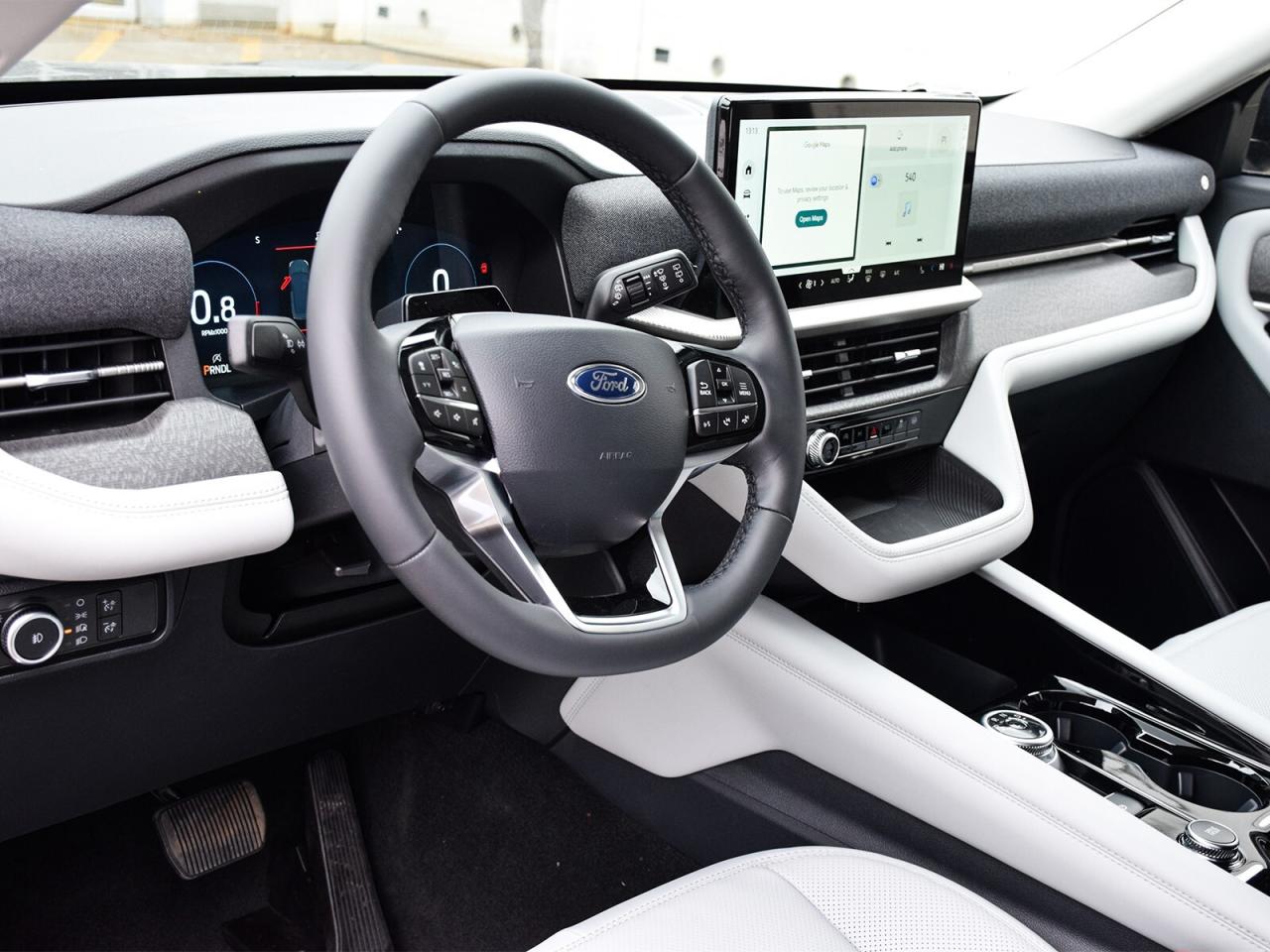 2026 Ford Explorer Platinum 4WD Photo