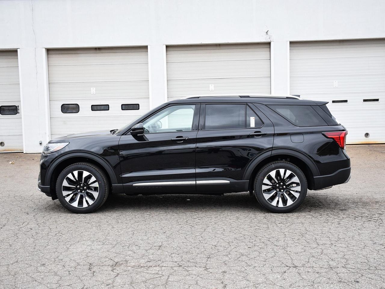 2026 Ford Explorer Platinum 4WD Photo
